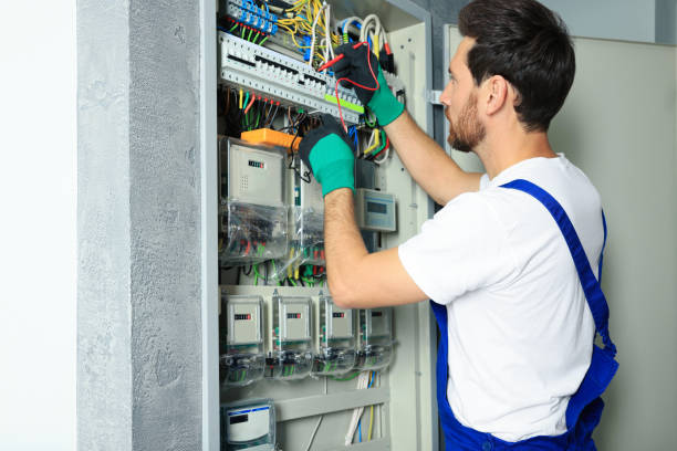 Best Emergency Electrical Repair  in Rainbow Springs, FL