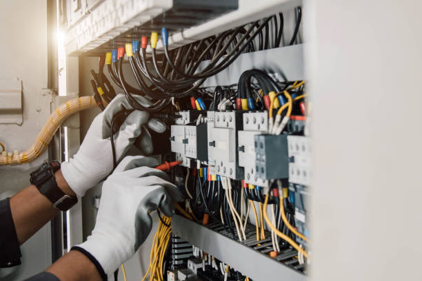 Best Emergency Electrical Repair  in Rainbow Springs, FL